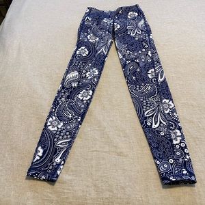 Old Navy Elevate mid-rise, full length legging